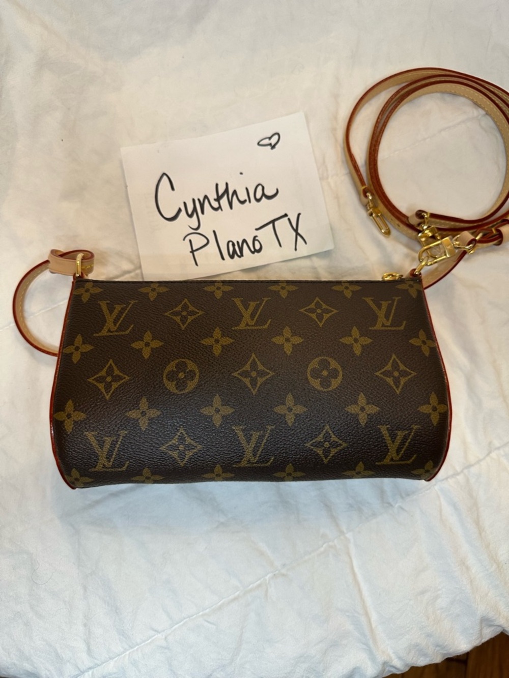 Louis Vuitton Pochette Tirette Crossbody - Picture 12 of 16